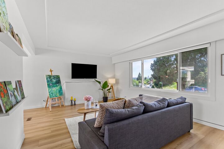 Property Photo: 9175 Holmes Street BC V3N 4C1