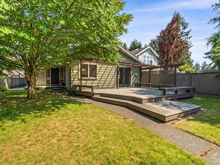 1116 W 20th Street — photo 1