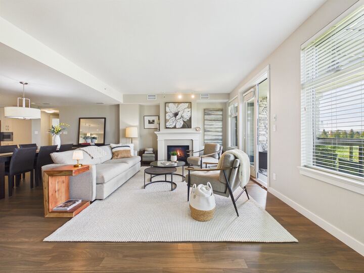 5055 Springs Boulevard 210 — photo 1