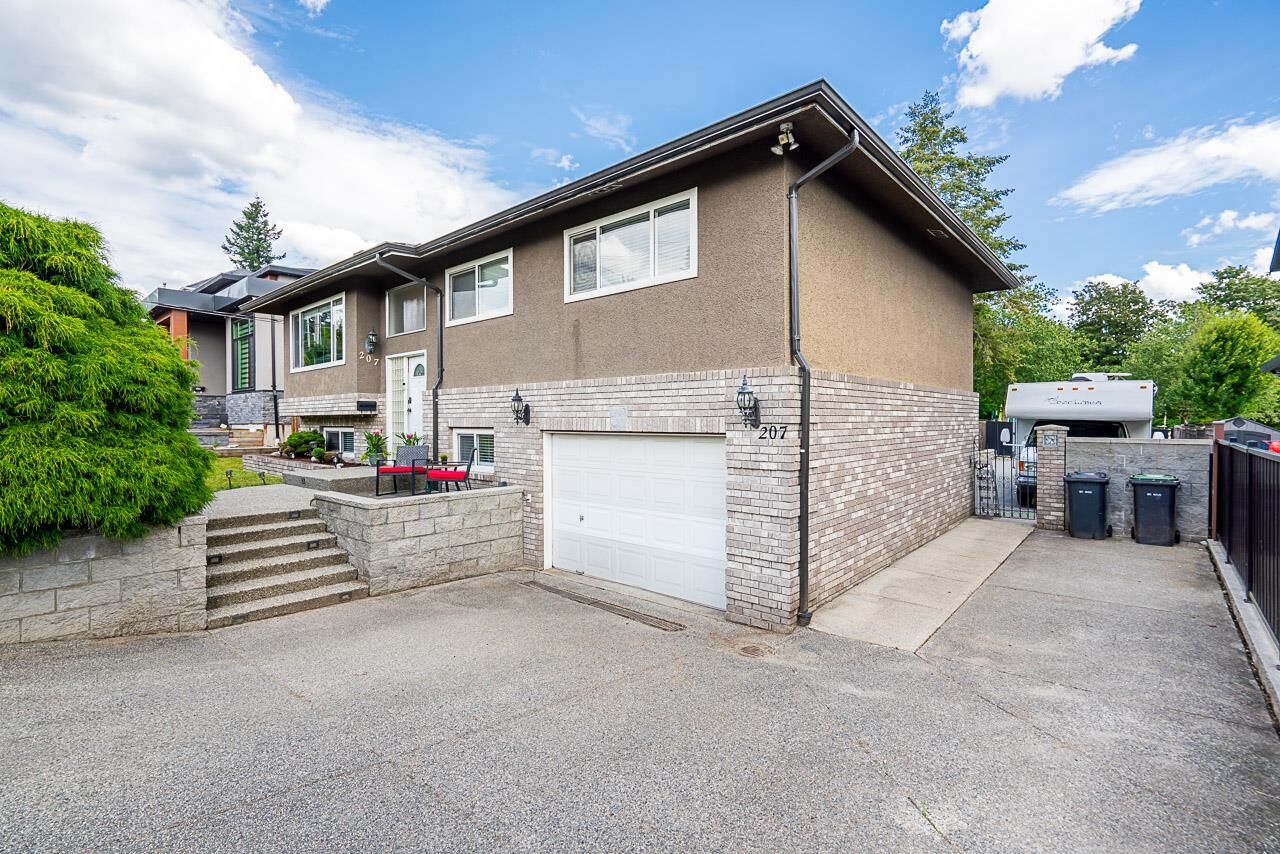 Property Photo: 207 Mundy Street BC V3K 5M1
