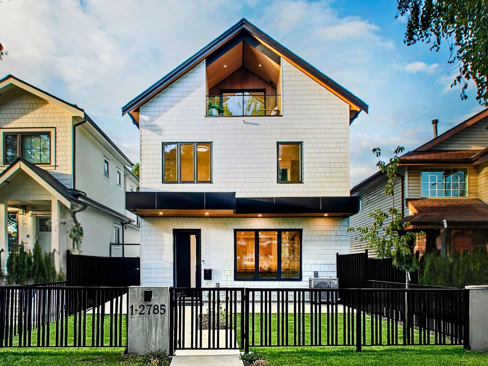 Property Photo: 2785 W 21 Avenue 1 BC V6L 1K4