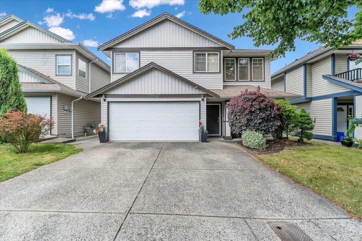 Property Photo:  20547 118 Avenue  BC V2X 2M5 