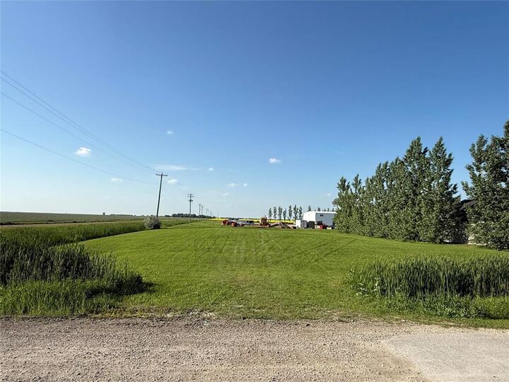 Property Photo:  116 First Avenue  MB R0G 1E0 