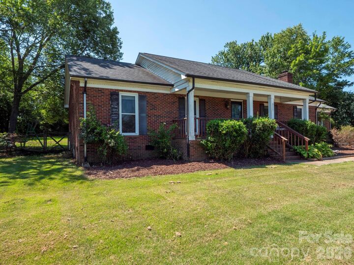 Property Photo:  3117 Karen Lane  NC 28110 