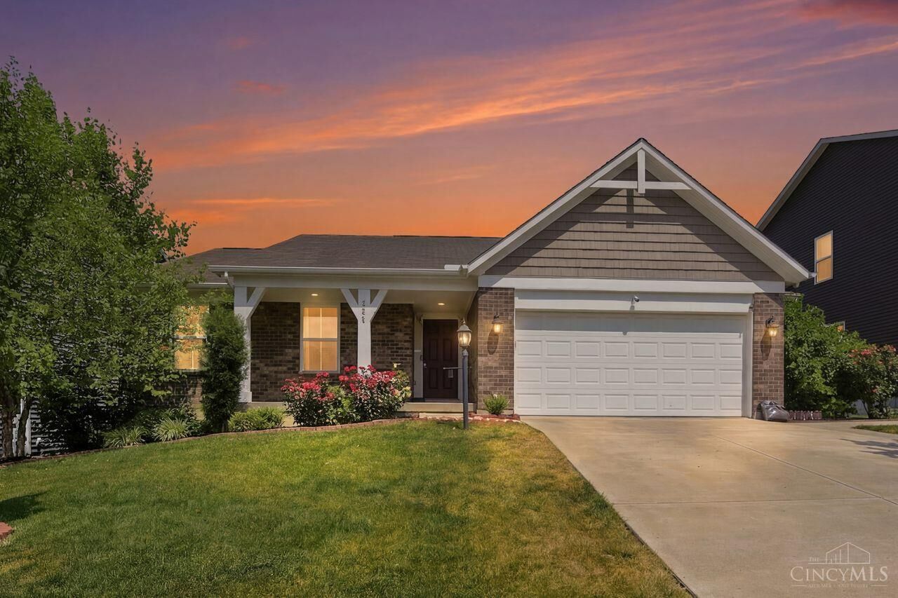 Property Photo: 2726 Leonardo Way OH 45005