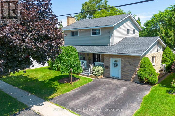 Property Photo: 1877 East 6th Avenue East ON N4K 2W1