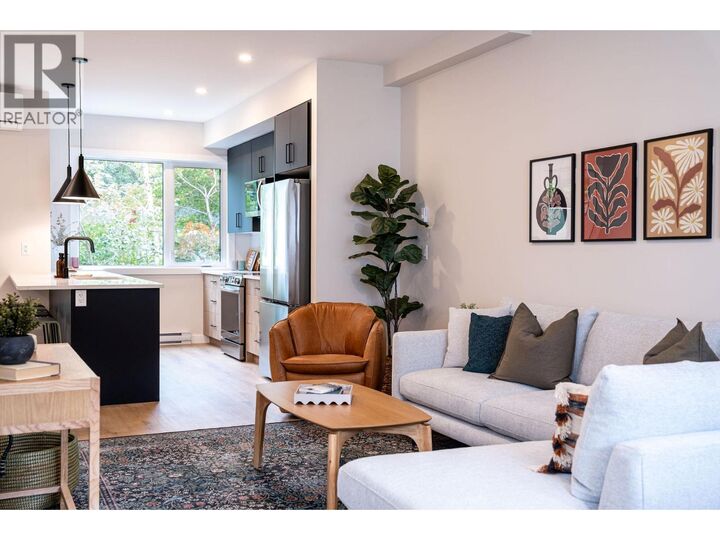 Property Photo:  404 King Street  BC V0E 2S0 