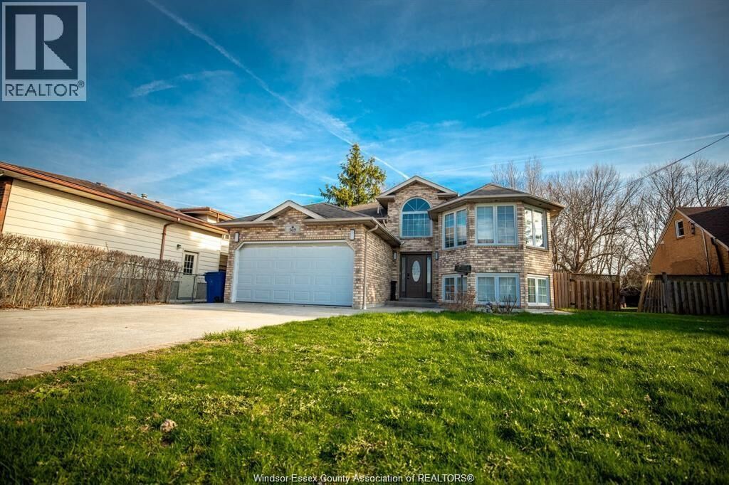 Property Photo: 569 Cabana Lower ON N9G 1A5