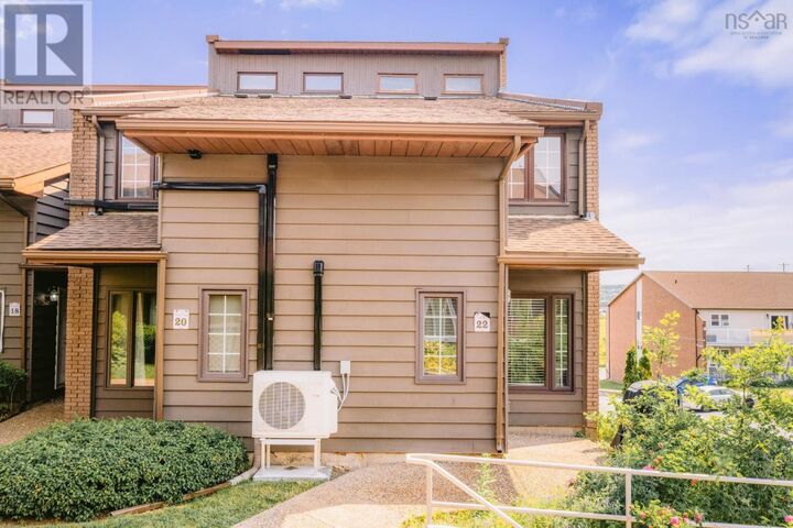 4 Rose Way 22 — photo 1