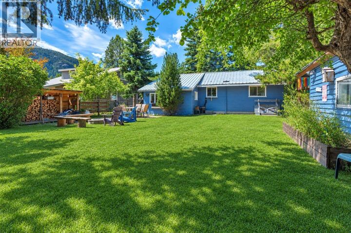 Property Photo: 2637 Otter Avenue BC V0X 1W0