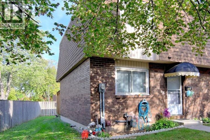 Property Photo:  5468 Lassaline Avenue  ON N8T 1A9 