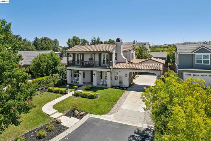 Property Photo:  2962 Picholine Ct  CA 94550 
