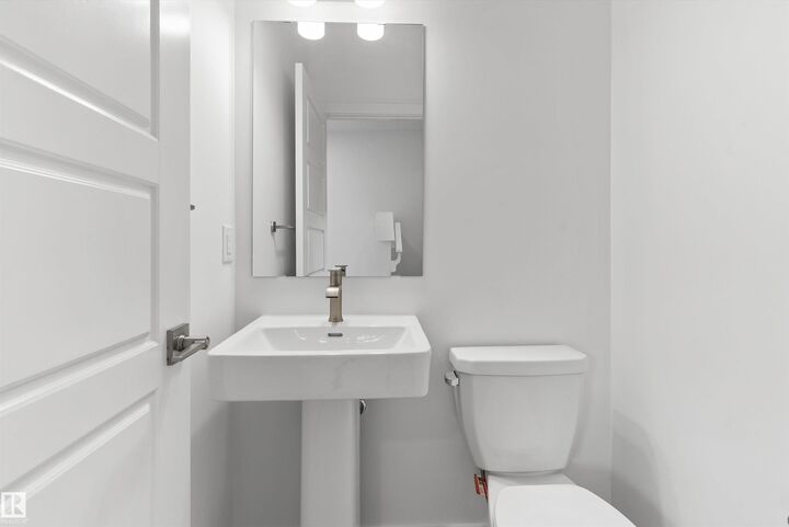 Property Photo:  1848 187 Street NW  AB T6M 3N5 