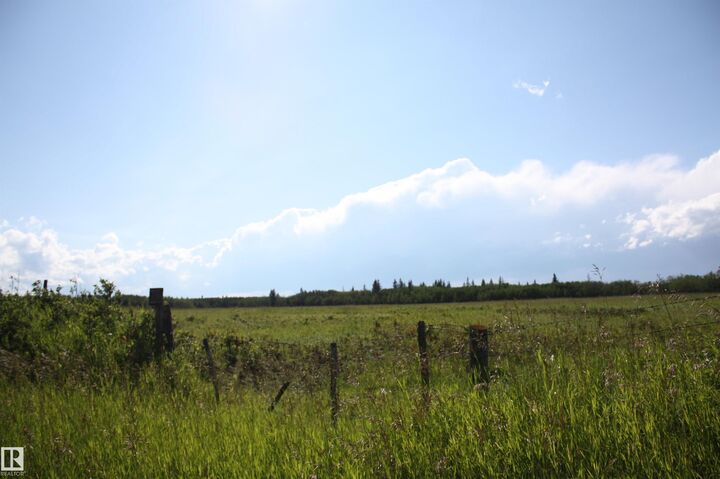 Property Photo:  RR 195 Victoria Trail  AB T0A 2V0 