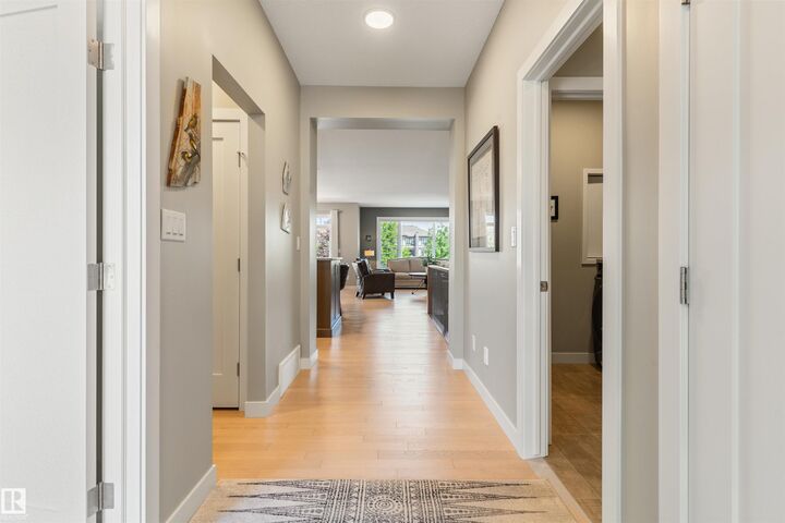 Property Photo: 4504 Westcliff Terrace SW AB T6W 4A2