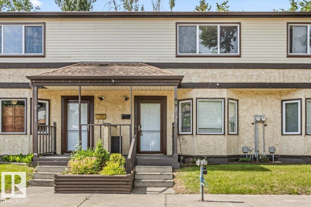 Property Photo:  2135 141 Avenue NW  AB T5Y 1C4 