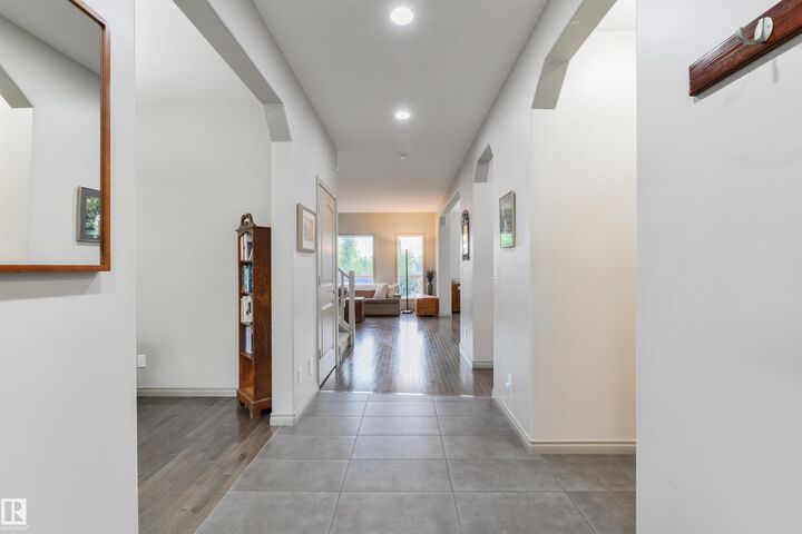 Property Photo: 16 Ashton Gate AB T7X 0H8
