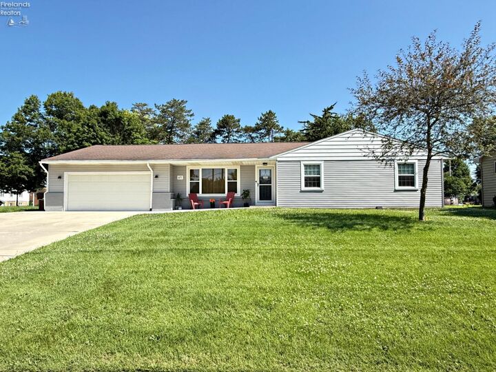 Property Photo: 45 Glenn Street OH 44883