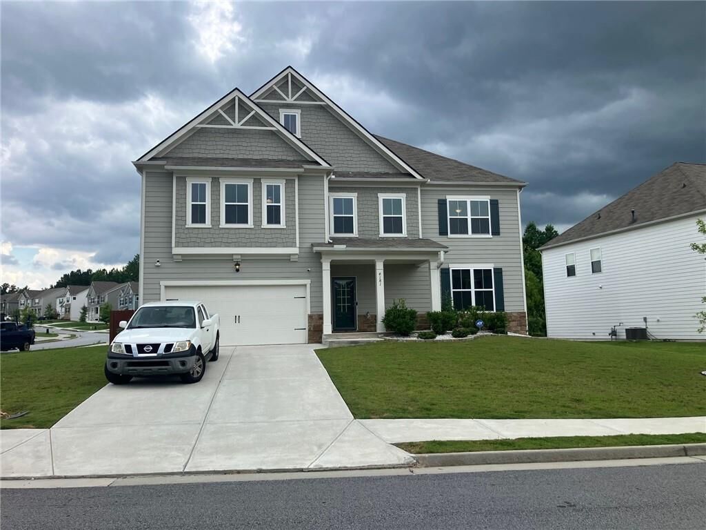 Property Photo: 4181 Oakhurst Drive GA 30213