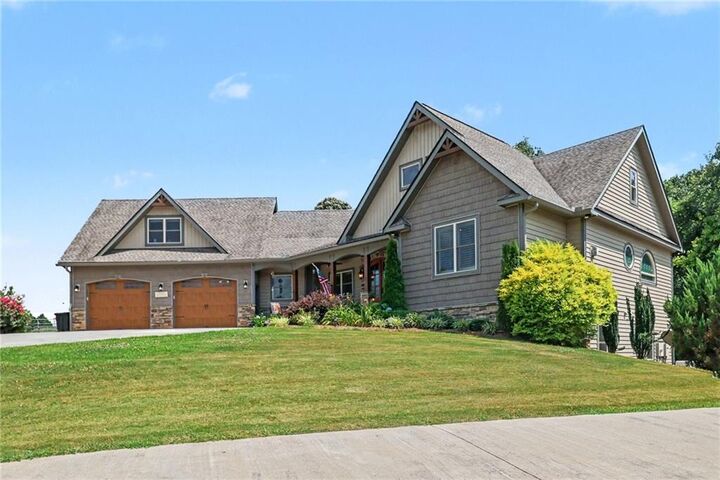 Property Photo: 1050 Ricky West Road GA 30528
