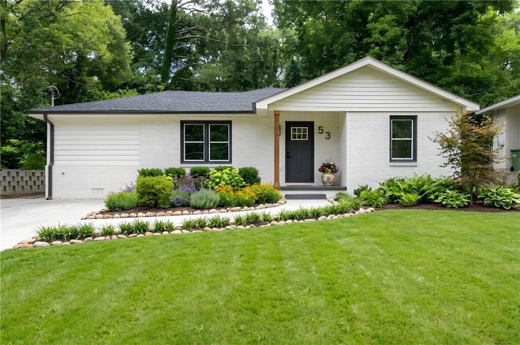 Property Photo:  53 Springside Drive SE  GA 30354 