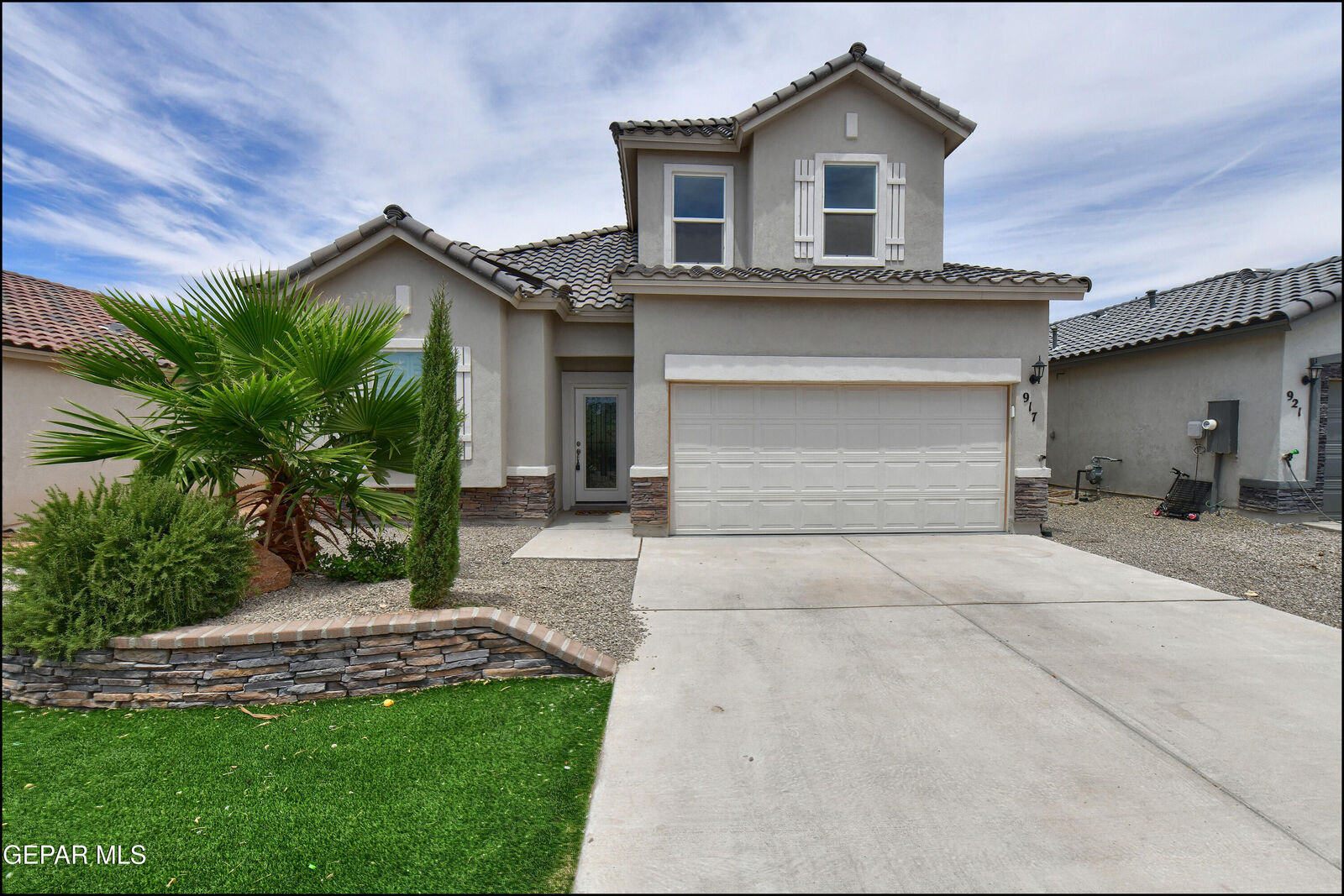 Property Photo: 917 Odle Place TX 79928