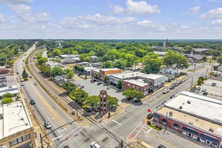 Property Photo: 106 Edwards Street SC 29681