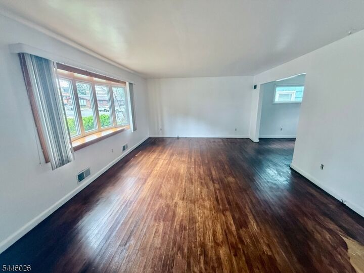 Property Photo:  3 Northview Ter  NJ 07040 