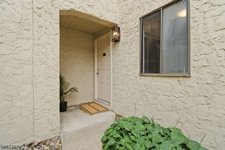 Property Photo:  93 Gate House Ln  NJ 08820 