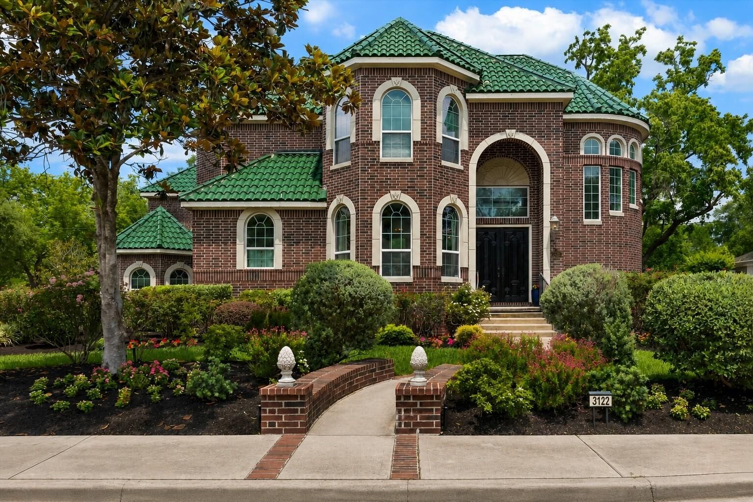 Property Photo: 3122 Gannett Street TX 77025