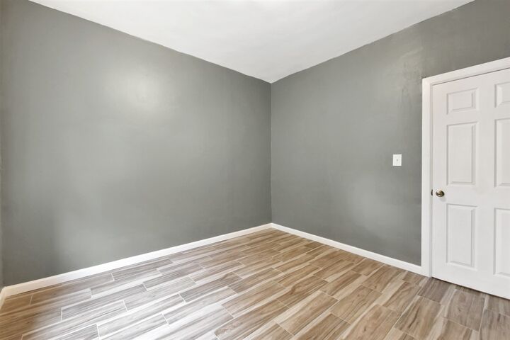 Property Photo: 194 Kensington Ave 101 NJ 07306
