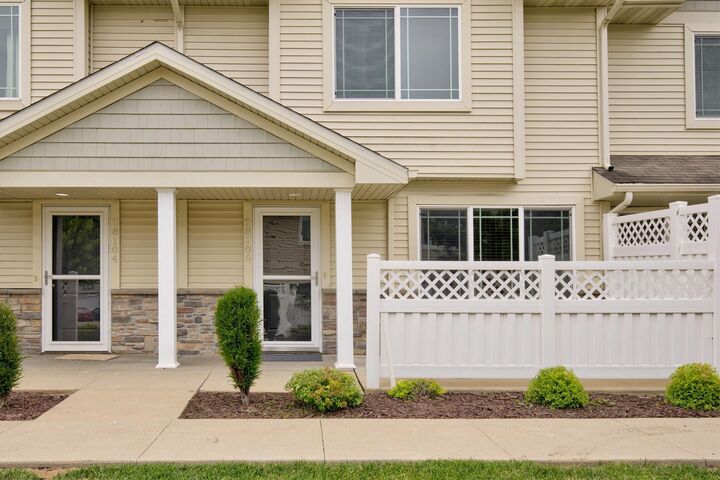 Property Photo:  8601 Westown Parkway 28105  IA 50266 