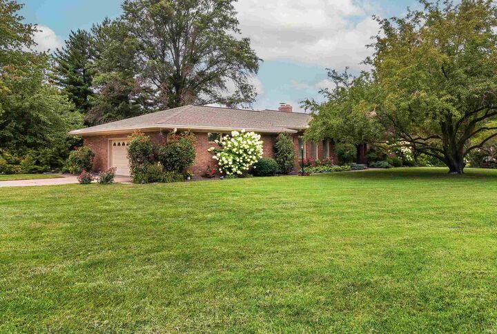 Property Photo: 1834 Sassafrass Drive IN 47712
