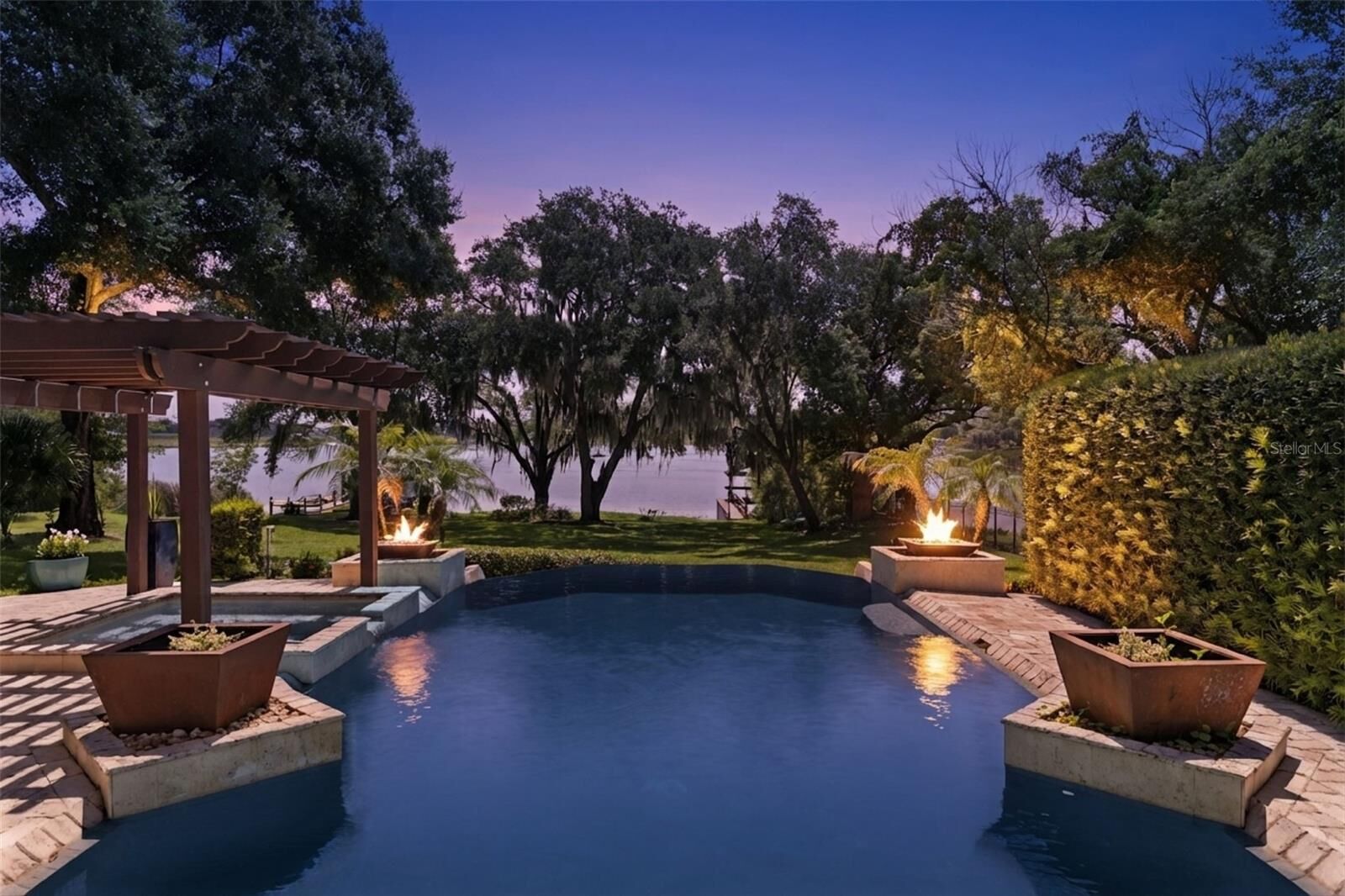 Property Photo:  1629 Hempel Avenue  FL 34786 