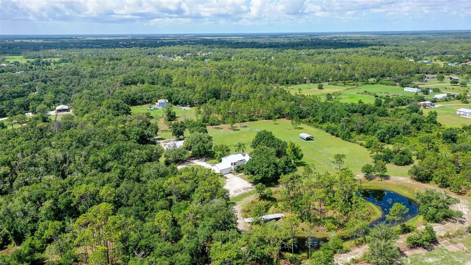 Property Photo: 7108 229th Street E FL 34211