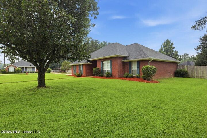 Property Photo: 101 Old Gin Cove MS 39110