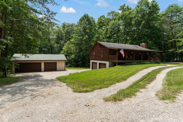 Property Photo: 8086 Jonathans Court IN 47274