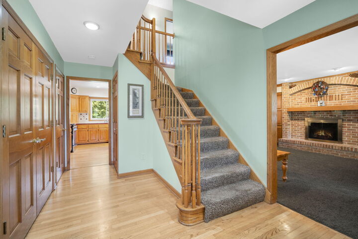 Property Photo:  149 Hickory Dr  WI 53018 