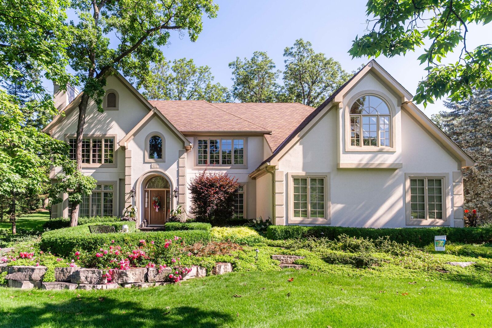 Property Photo: 451 Courtney Circle IL 60554