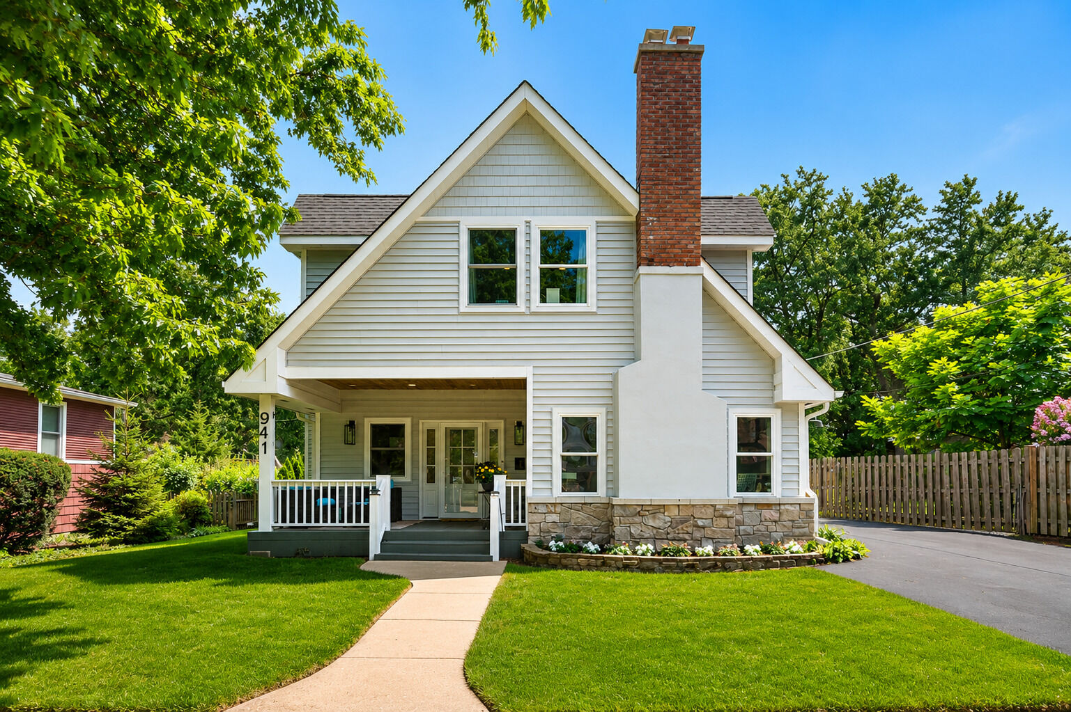 Property Photo: 941 Greenwood Avenue IL 60015