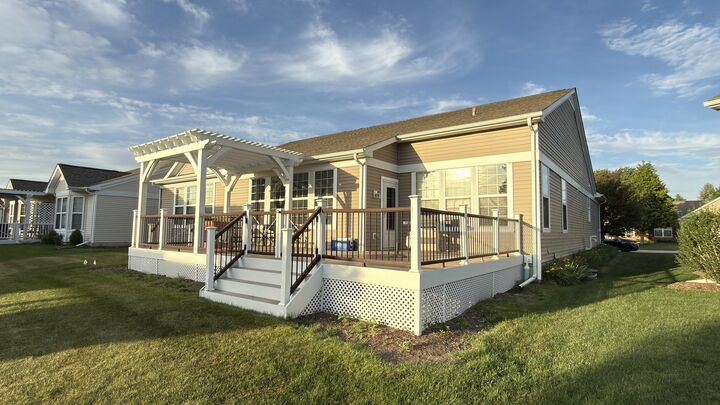 Property Photo: 803 Glory Court 1 IL 60404