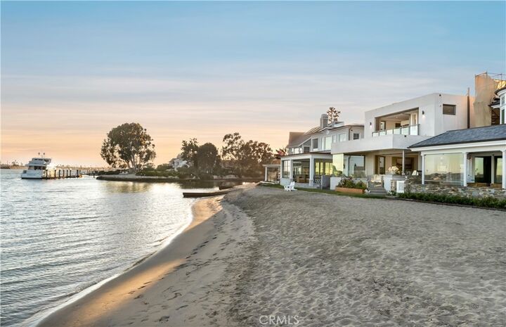 Property Photo:  8 Beacon Bay  CA 92660 