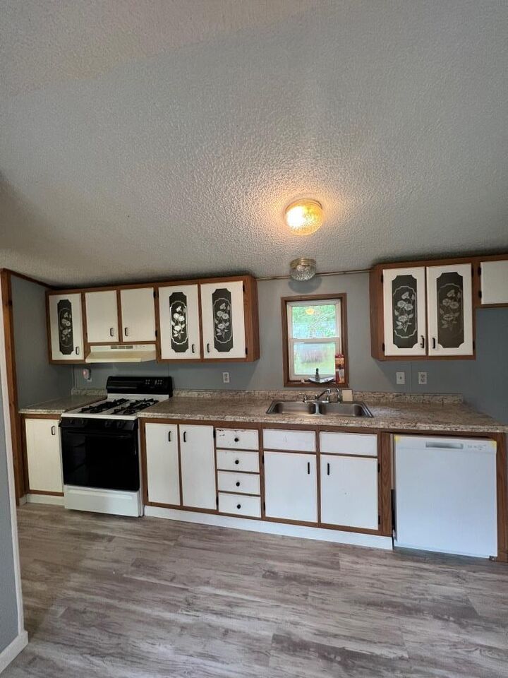 Property Photo:  11 Sweet Fern Drive  ME 04418 