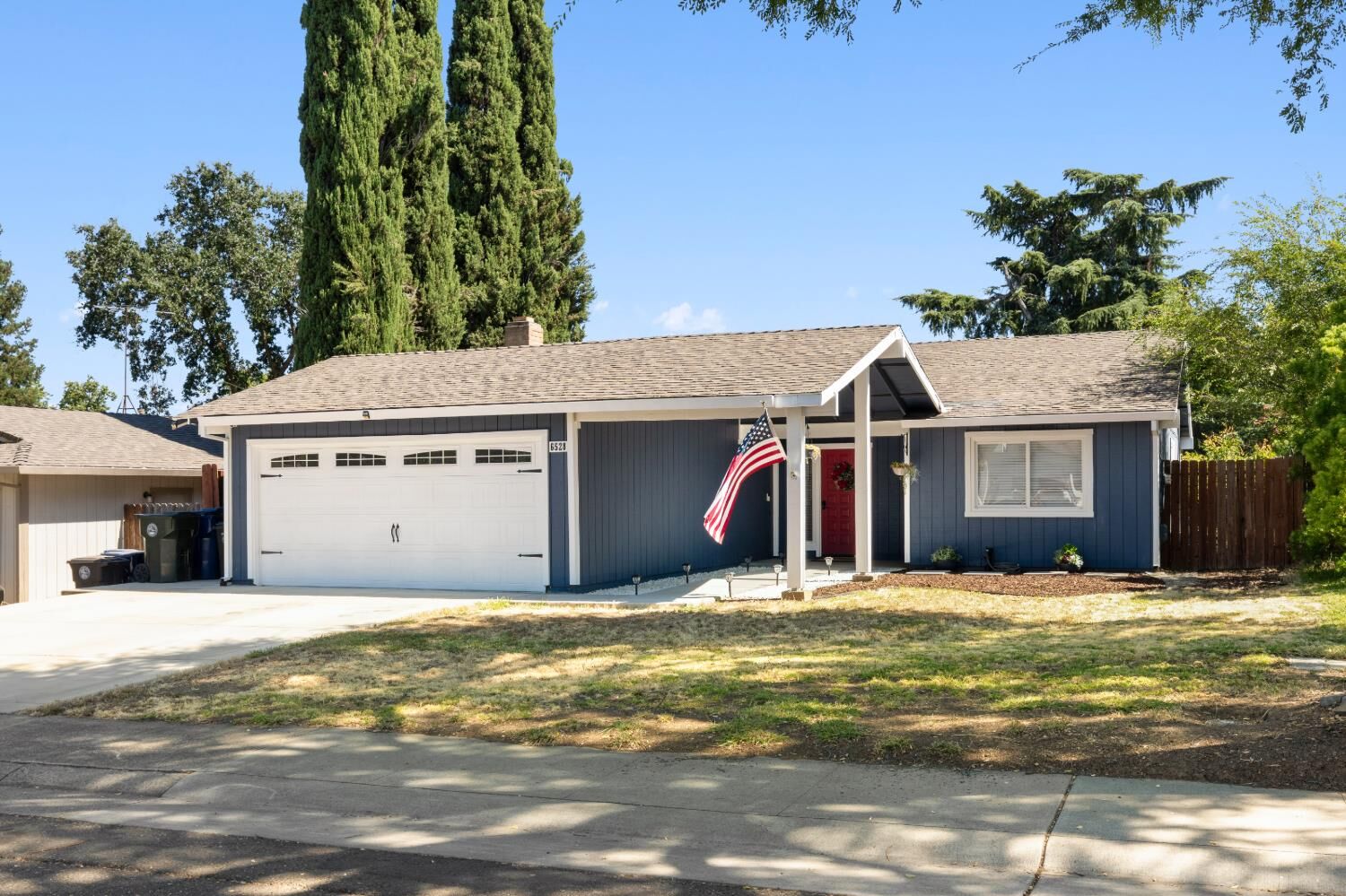 Property Photo:  6528 Briartree Way  CA 95621 