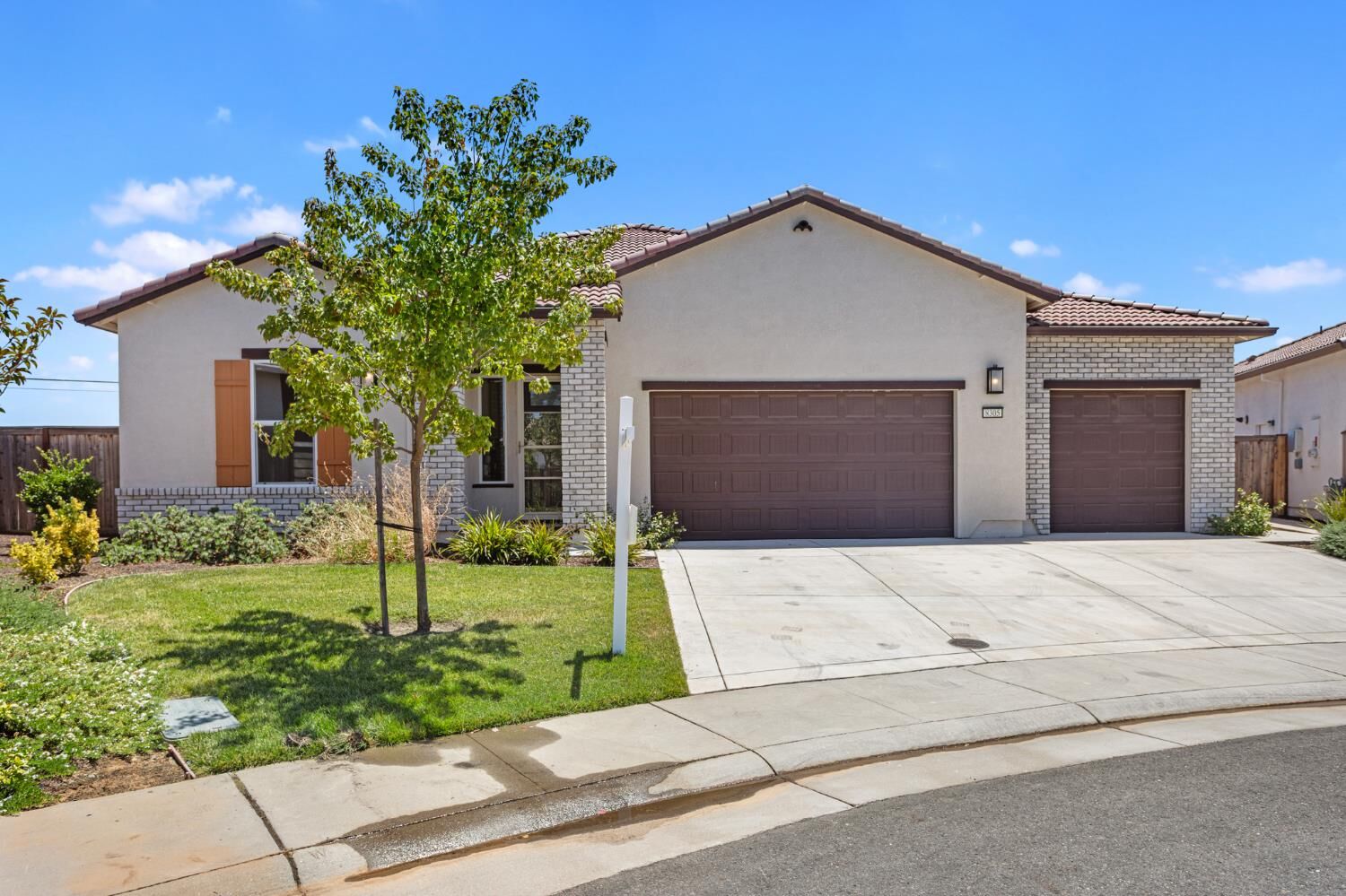 Property Photo: 8305 Evans Tree Drive CA 95747
