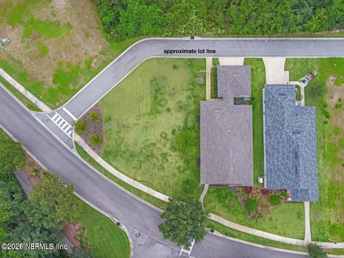 Property Photo:  744 S Loop Parkway  FL 32095 