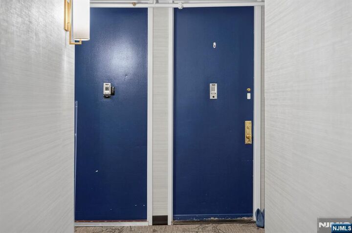 Property Photo:  300 Winston L22  NJ 07010 