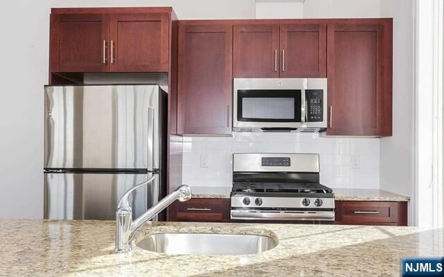 Property Photo: 555 10th Street 102 NJ 07650