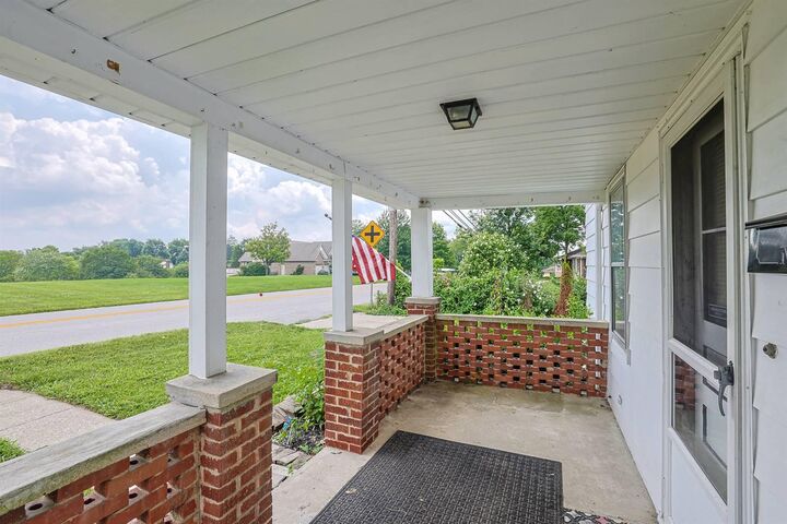 Property Photo: 8496 Persimmon Grove Pike KY 41001