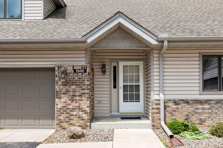 Property Photo:  13410 Parkwood Drive  MN 55337 